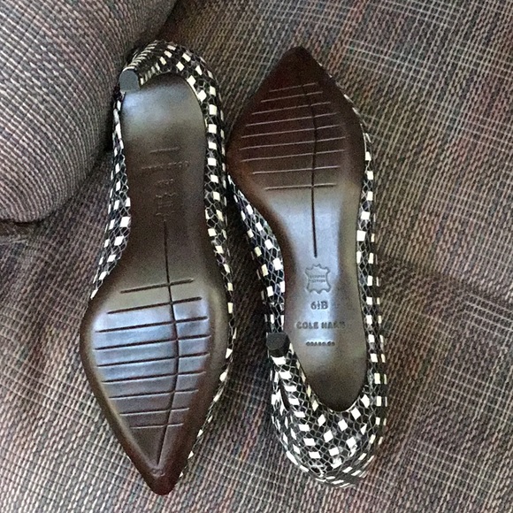 Cole Haan black white gingham print pumps - Picture 6 of 8
